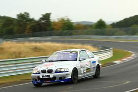 BMW 325ci () am 42. RCM DMV Grenzlandrennen 2019 auf dem Nürburgring
