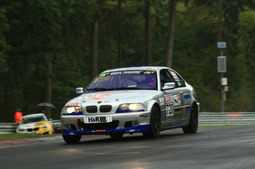 BMW 325ci () am 42. RCM DMV Grenzlandrennen 2019 auf dem Nürburgring