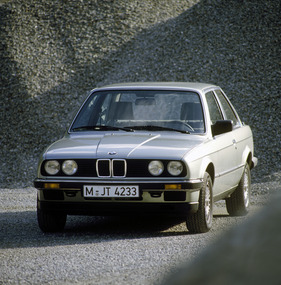 BMW 325i (1988) - die zweite Generation der Dreier-Reihe - 1983-1990 (1988)