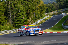 BMW 325i (1991) - beim ADAC 1000-km-Rennen auf dem Nürburgring 2021 (1991)