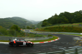 BMW 325i (1995) am 42. RCM DMV Grenzlandrennen 2019 auf dem Nürburgring