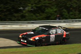 BMW 325i (1995) am 42. RCM DMV Grenzlandrennen 2019 auf dem Nürburgring