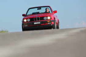 BMW 325i Cabriolet (E30, 1989) - extrem übersichtliches Fahrzeug