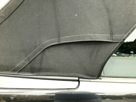 BMW 325i E36 Cabriolet (1993) – Der Falz im dreilagigen Stoffdach