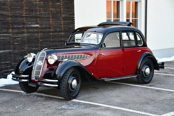 BMW 326 Sedan (1936) - offered as lot 15 at the auction of the Oldtimer Gallery on the occasion of the Swiss Classic World Lucerne on May 25, 2019