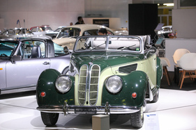 BMW 327 (1940) - Vorkriegsklassiker auf dem Stand der Touring Garage - Auto Zürich 2021