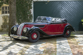 BMW 327 Cabriolet (1940) - als Lot 122 angeboten an der Artcurial Le Mans Classic Versteigerung am 9. Juli 2016