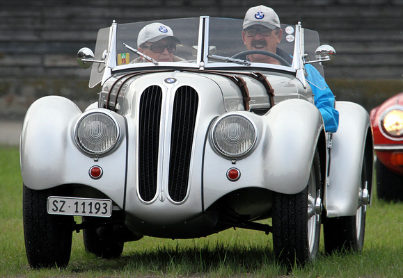 BMW 328 (1937) - 1971 ccm, 80 PS, Höchstgeschwindigkeit 150 km/h