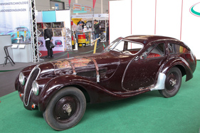 BMW 328 (1937) - anfangs der Fünfzigerjahre umgebaut zum stromlinienförmigen 2+2-Coupé - Motorworld Classics Bodensee 2019