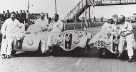 BMW 328 (1938) - erfolgreiche Rennmannschaft