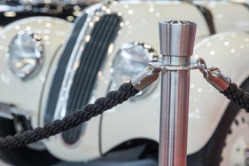 BMW 328 (1939) - hinter Abschrankung - Retro Classics Stuttgart 2020