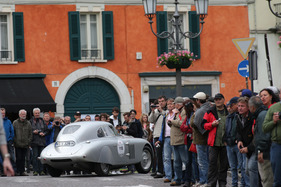 BMW 328 Coupé Touring (1939) an der Mille Miglia 2013