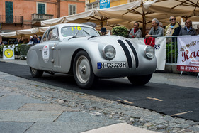BMW 328 Coupé Touring (1939) an der Mille Miglia 2013