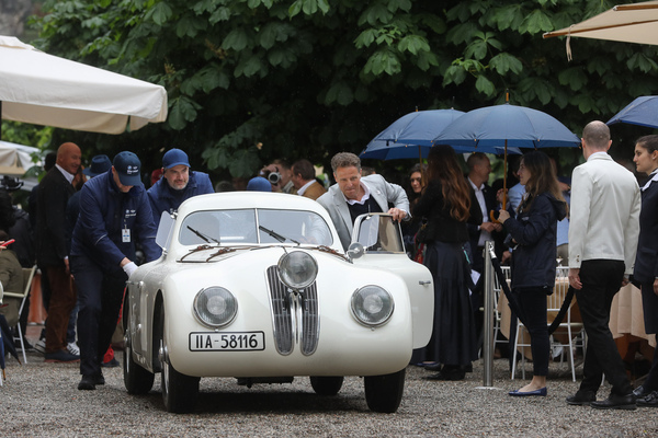 Bild BMW 328 Touring Coupé (Nachbau) (1938) - musste geschoben werden - Concorso d'Eleganza Villa d'Este 2023