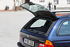 BMW 330i Touring (2000) - die praktische separat zu öffnende Glasklappe am Heck