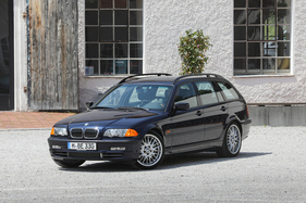 BMW 330i Touring (2000) - eleganter Kombi