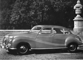 BMW 501 A (1955) - 72 PS stark und auch mit sechs Personen 145 km/h schnell