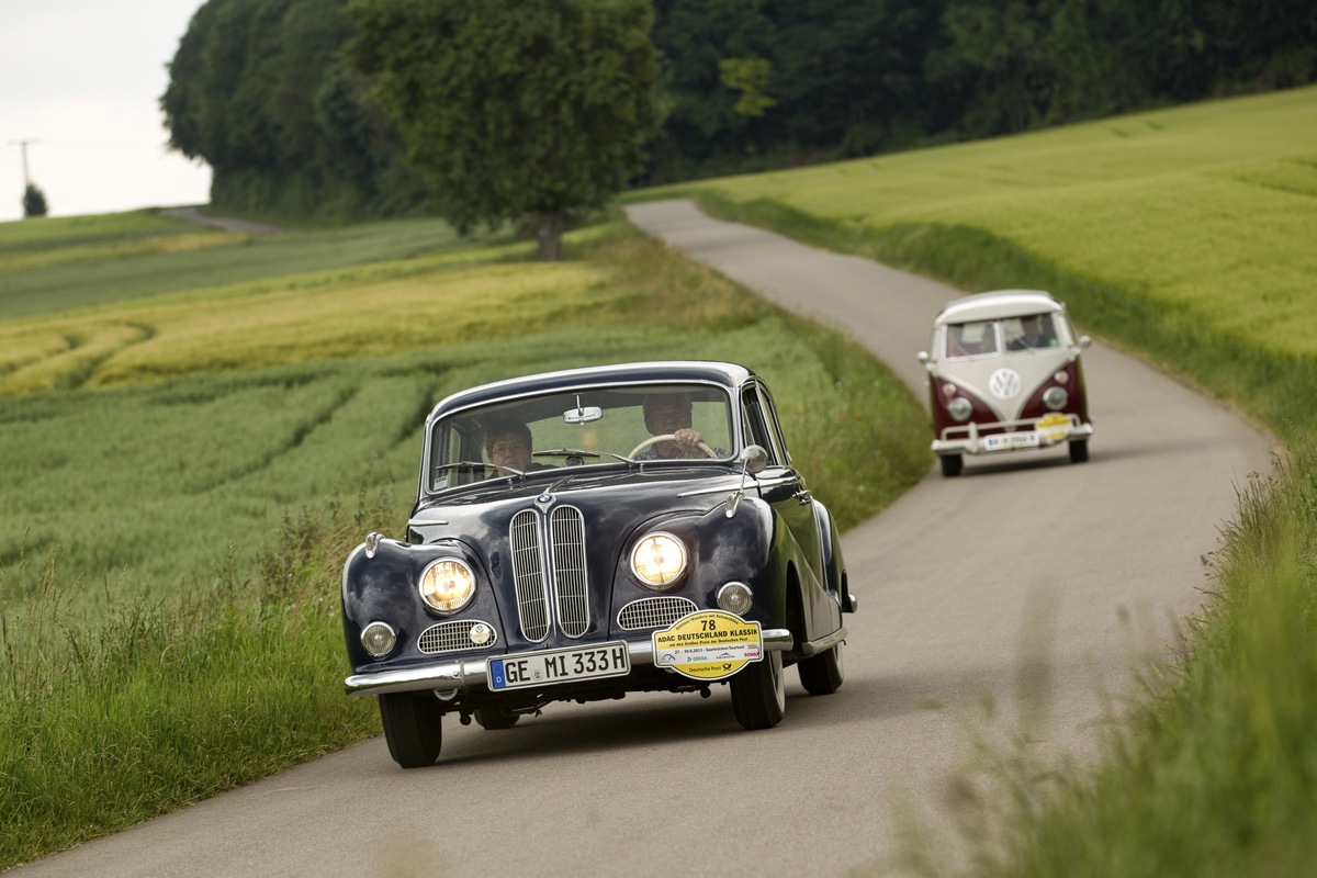 BMW 502 (1956) - an der ADAC Deutschland Klassik 2013