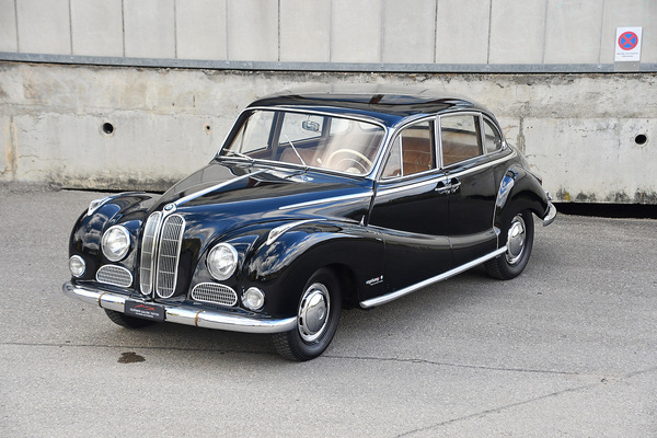 BMW 502 3.2 V8 (1958) - als Lot 55 angeboten an der Versteigerung der Oldtimer Galerie Toffen am 22. März 2025