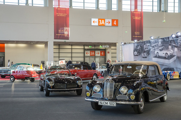 BMW 502 Cabriolet (1957) – Retro Classics Bavaria 2021