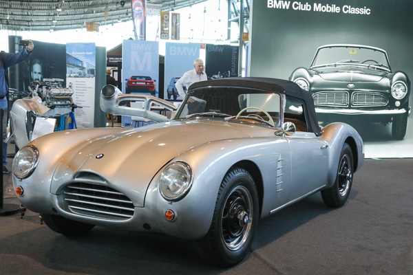 Bild BMW 502 Sportwagen (1954) - Einzelstück, entwickelt von Ernst Loof, gebaut bei Baur in Stuttgart - 24. Retro Classics 2025