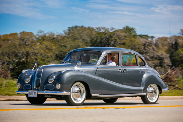 BMW 502 von 1958 auf der Ausfahrt am Freitag - Amelia Island Conours d'Elégance 2017