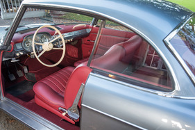 BMW 503 Coupé (1957) - kein Schalthebel in der Mitte bei der Serie 1, dafür Lenkradschaltung