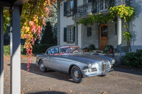 BMW 503 Coupé (1957) - serienmässig war das Coupé einfarbig, eine Zweifarbenlackierung konnte gegen Aufpreis bestellt werden
