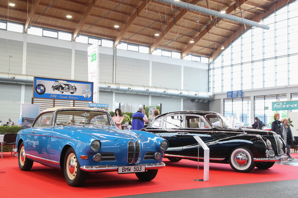 BMW 503 Coupé (1958) - DM 29'500 kostete das elegante Coupé und das war soviel, wie ein 300 SL kostete 1956 - Motorworld Classics Bodensee 2022