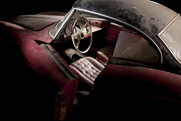 Image: BMW 507 (1957) - the ex-car of Hans Stuck and Elvis - unrestored - exhibited at the BMW Museum in 2014