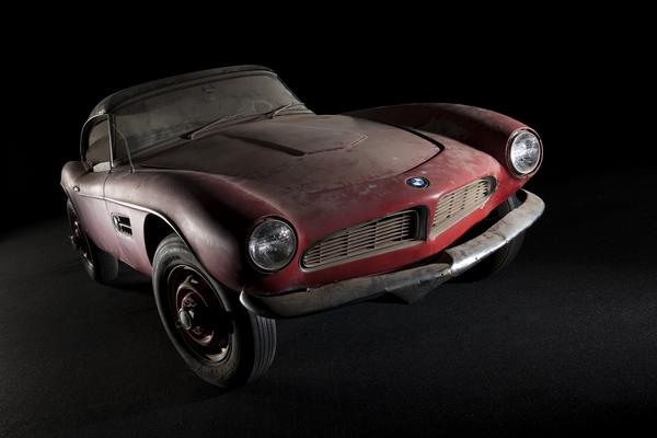 Image: BMW 507 (1957) - the ex-car of Hans Stuck and Elvis - unrestored - exhibited at the BMW Museum in 2014