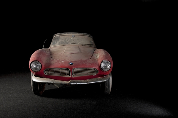 Image: BMW 507 (1957) - the ex-car of Hans Stuck and Elvis - unrestored - exhibited at the BMW Museum in 2014