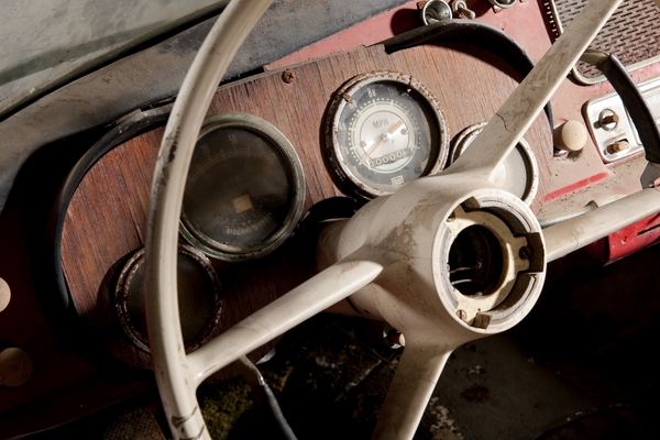 Image: BMW 507 (1957) - the ex-car of Hans Stuck and Elvis - unrestored - exhibited at the BMW Museum in 2014