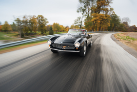 BMW 507 Roadster Series II (1959) - als Lot 210 angeboten an der RM/Sotheby's Versteigerung "Driven by Disruption" in New York am 10. Dezember 2015