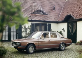 BMW 525 (1974) - Baureihe E12