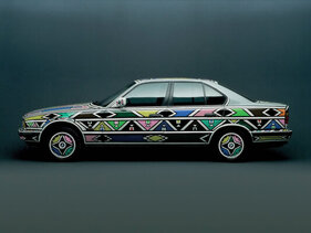 BMW 525i (1991) - Art Car, gestaltet von Esther Mahlangu