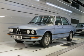 BMW 528 (1976) - offered as lot 162 at the RM/Sotheby's auction in Munich on November 26, 2022