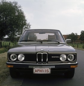 BMW 528i (1976) - Baureihe E12, die erste Generation des Fünfers