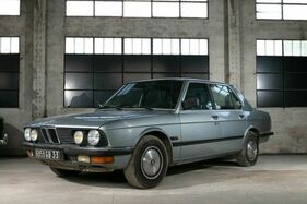 BMW 528i (1982) - als Lot 35 an der Artcurial "Succession André Lurton" Versteigerung 2020