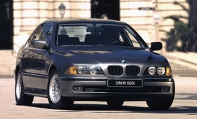 BMW 528i (1996) - the fourth generation E39 (1996)
