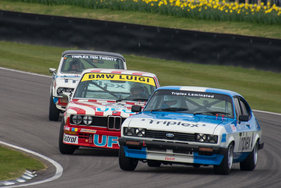 BMW 530i (1977) - Der UFO-Jeans BMW 530i im Sandwich (Gerry Marshall Trophy) (1977)