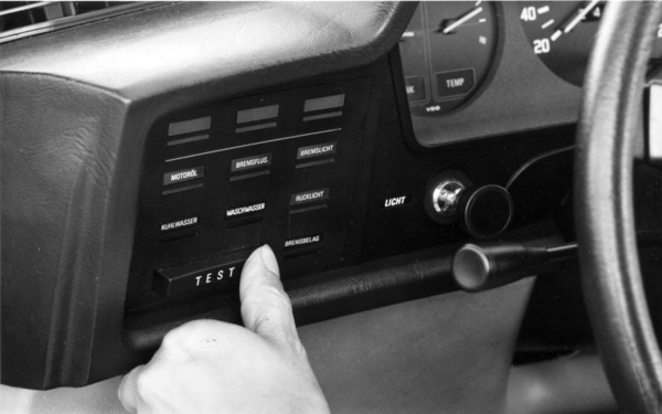 BMW 630 CS (1976) - Check-Control erste Variante