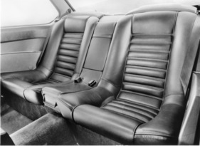 BMW 635 CSI (1982) - Einzelsitze im Fond