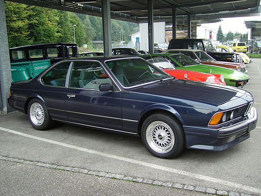 BMW 635 CSI (1988) - angeboten an der "Auktion Classic & Exklusiv Cars" im Salzhaus in Wangen an der Aare am 12./13. Oktober 2012