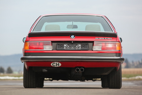 BMW 635 CSi (1986) - mittig angebrachter Doppelauspuff