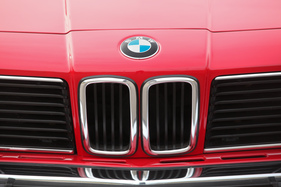 BMW 635 CSi (1986) - schön herausgearbeitete BMW-Niere