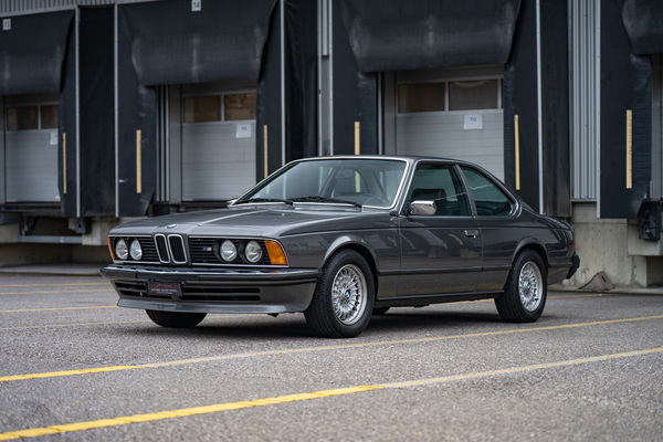 Image: BMW 635 CSi E24 (1981) - as lot 86 at the "Classic Automobiles & Motorcycles" auction of the Oldtimer Gallery in Toffen on October 18, 2025