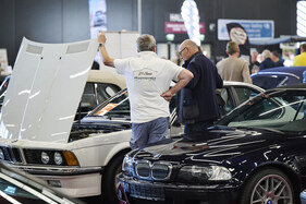 BMW 6 Series (E24) and BMW M5 (E39) – Talking Shop with the Hood Up – Classic Expo 2026