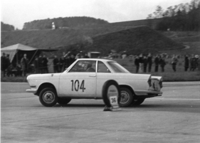BMW 700 (1961) - Sieger Willy Franz beim Slalom in Payerne