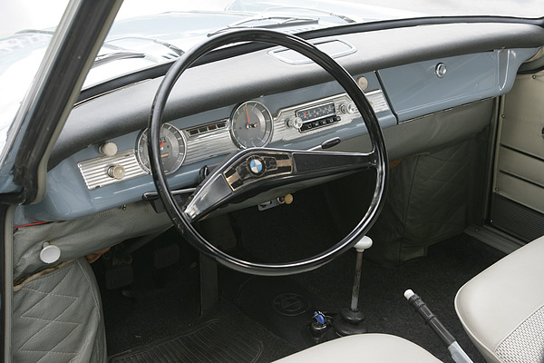 BMW 700 LS (1962) - Armaturenbrett - man beachte das nicht ganz runde Lenkrad